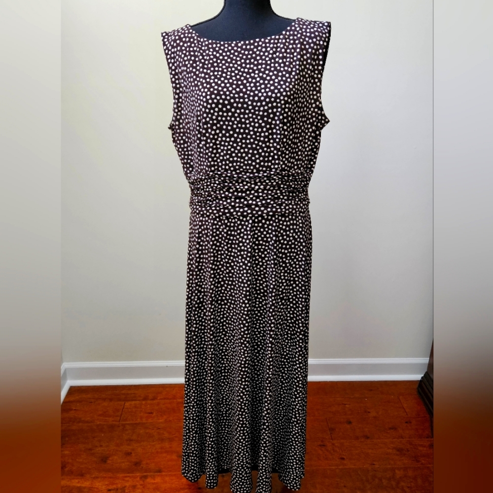 Jessica Howard dress size 14